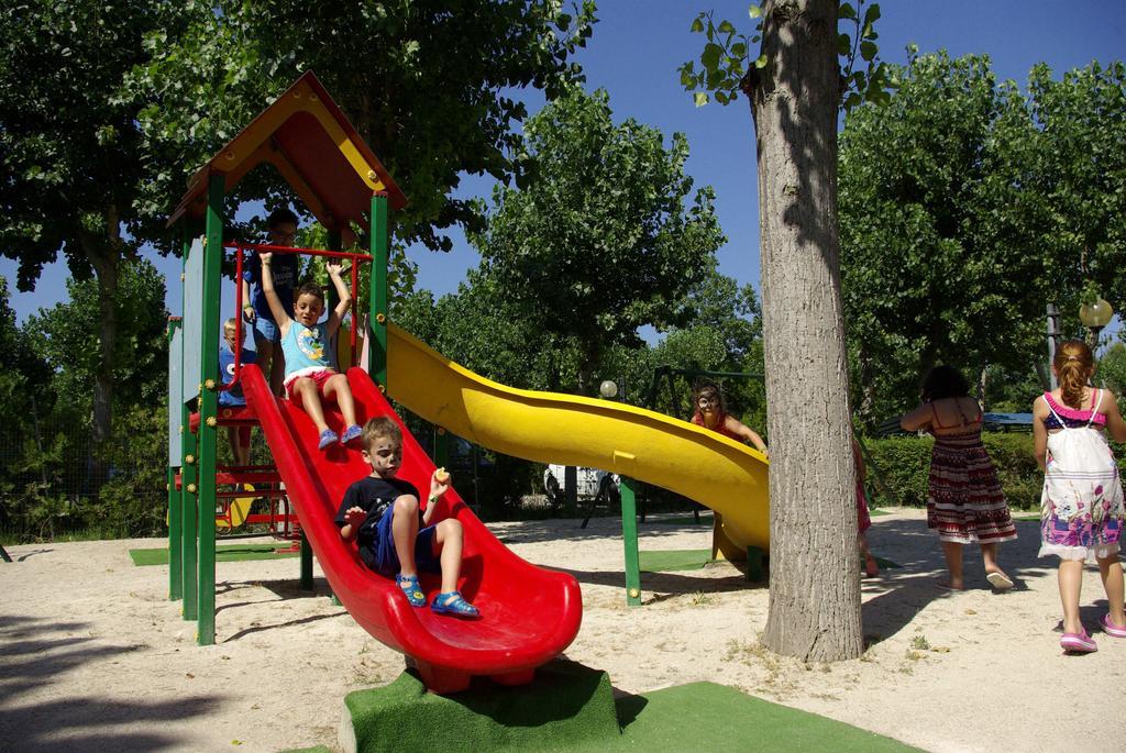 Villaggio Albatros 3* Lesina